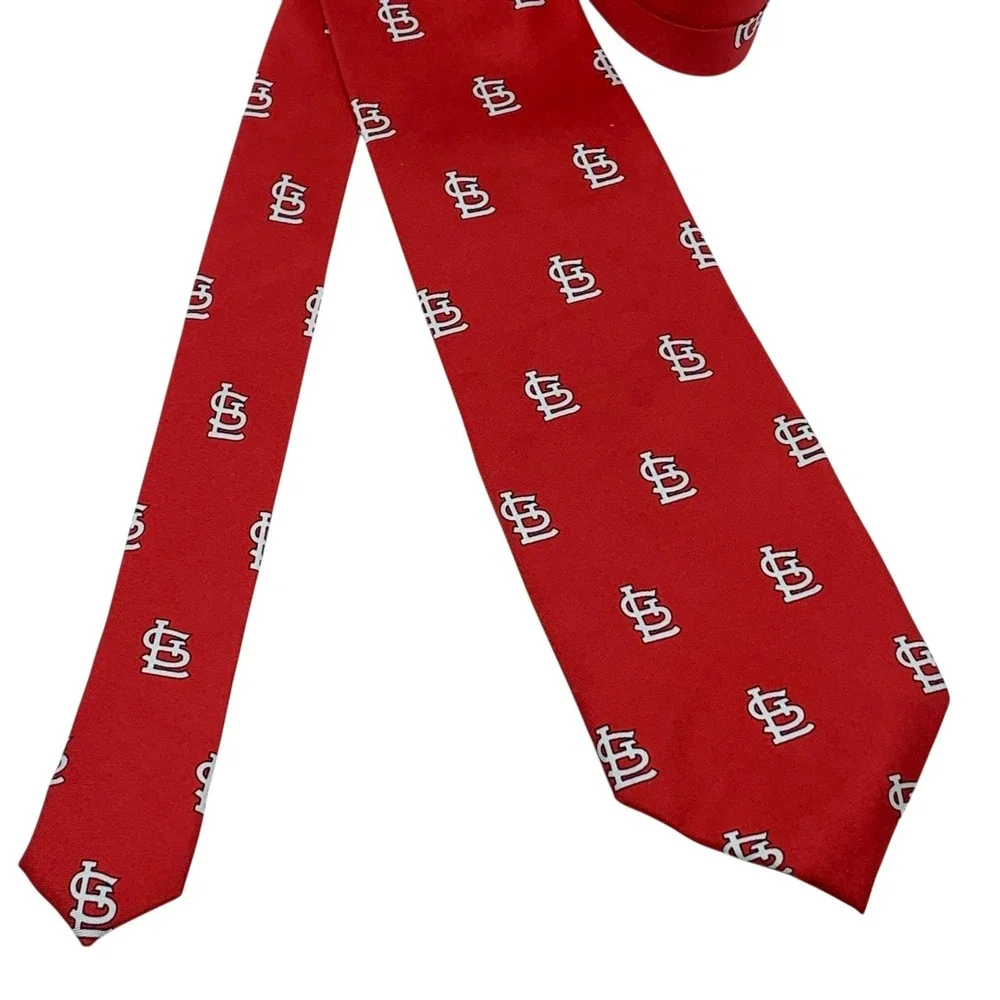 St. Louis Cardinals MLB Major League Baseball Men's Red Silk Necktie Logo‎